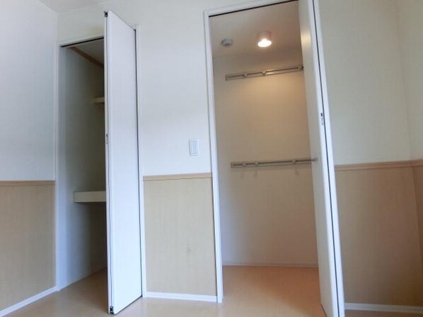 春日レジデンスIIの物件内観写真